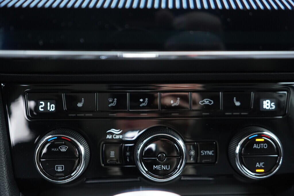 OV190V08968_35.webp_SUPERB Style 2.0 TSI 200 kW automat, DPH