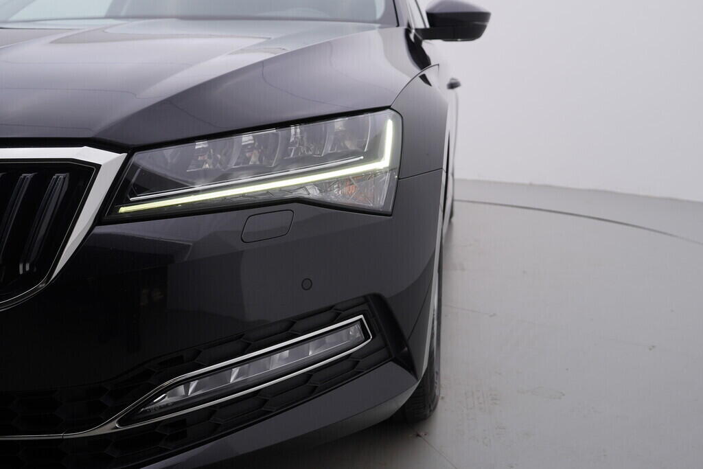 OV190V08968_46.webp_SUPERB Style 2.0 TSI 200 kW automat, DPH