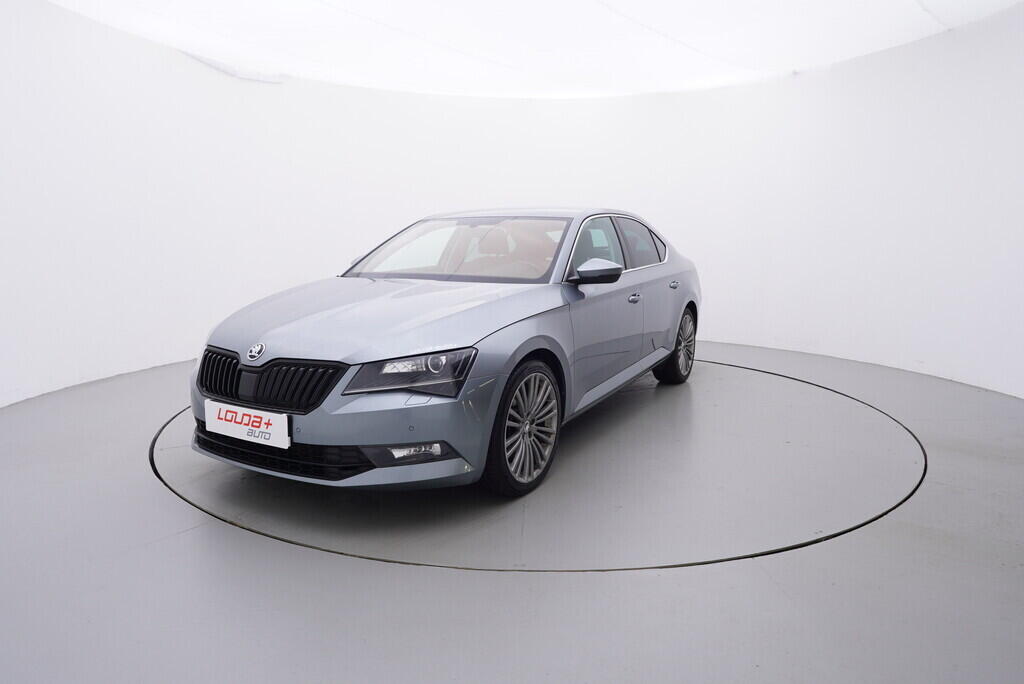 OV190V08974_10.webp_SUPERB Style 2.0 TDI 110 kW automat, DPH