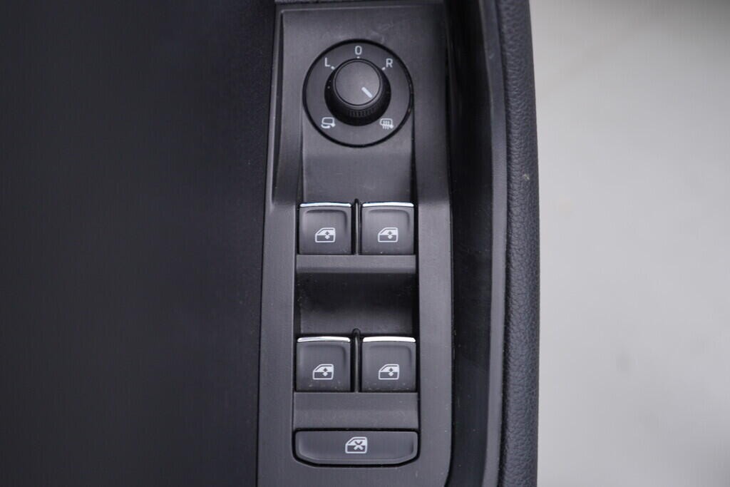 OV190V08974_20.webp_SUPERB Style 2.0 TDI 110 kW automat, DPH