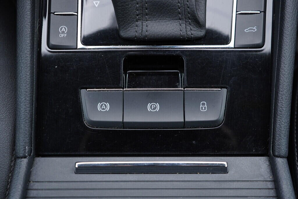 OV190V08974_37.webp_SUPERB Style 2.0 TDI 110 kW automat, DPH