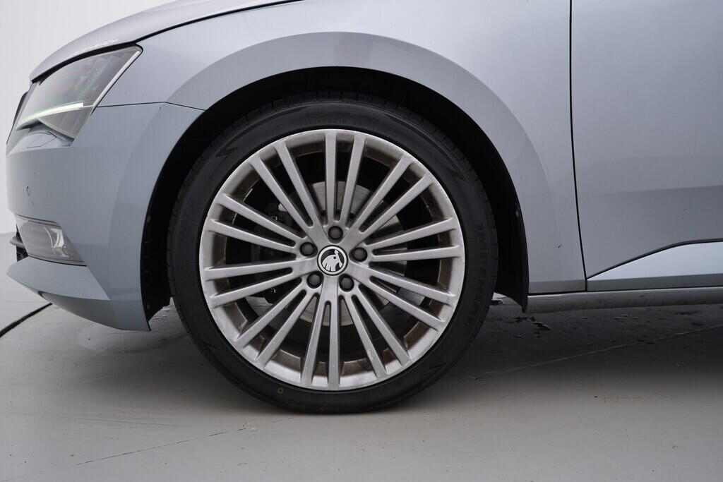 OV190V08974_46.webp_SUPERB Style 2.0 TDI 110 kW automat, DPH