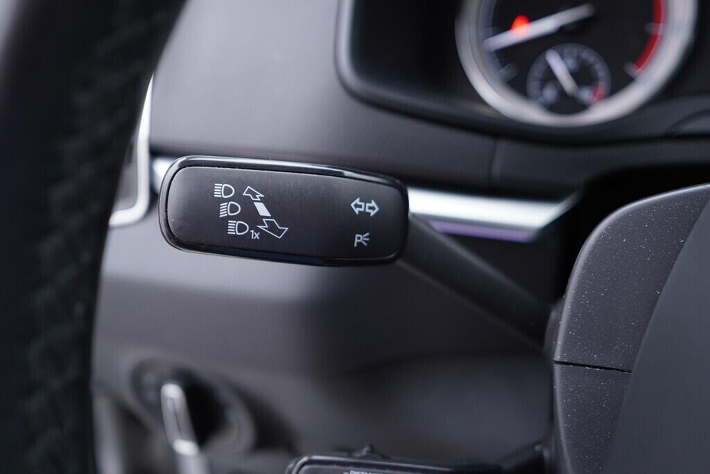 OV190V08978_24.webp_KAROQ Style 1.5 TSI 110 kW automat, DPH