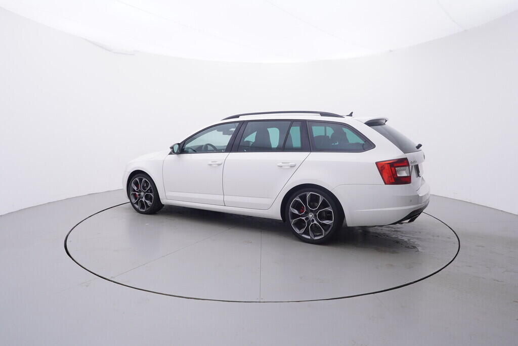 OV190V08979_12.webp_OCTAVIA RS 2.0 TSI 162 kW automat