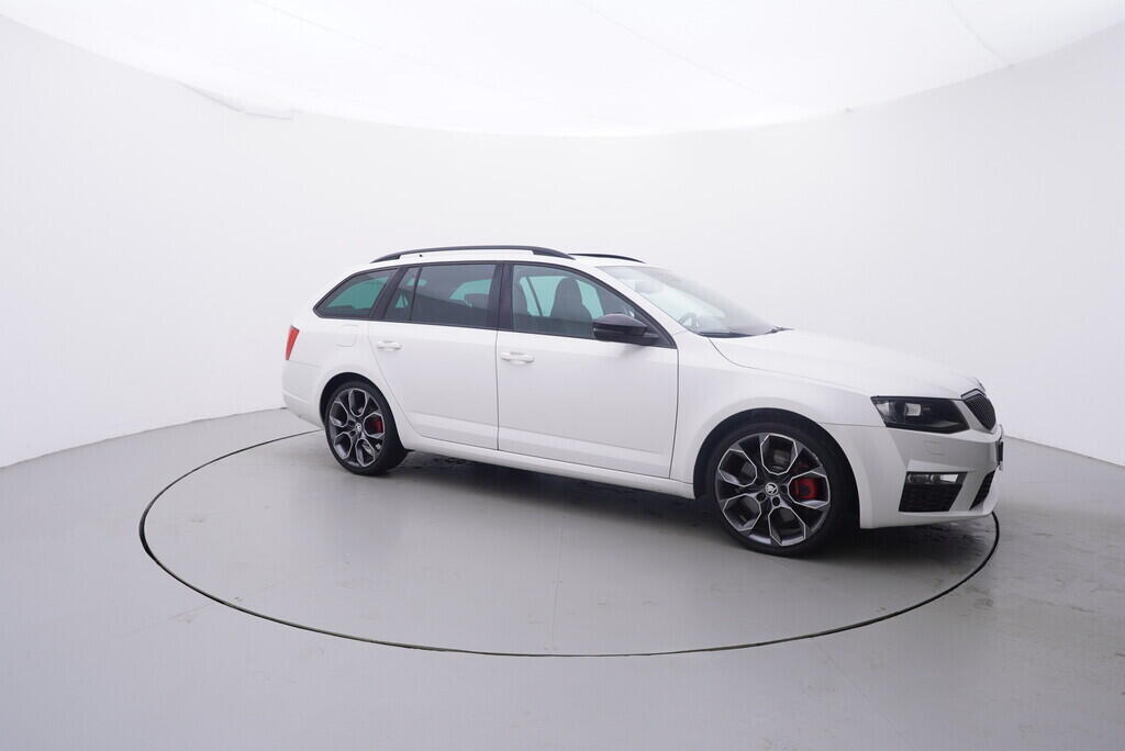 OV190V08979_16.webp_OCTAVIA RS 2.0 TSI 162 kW automat