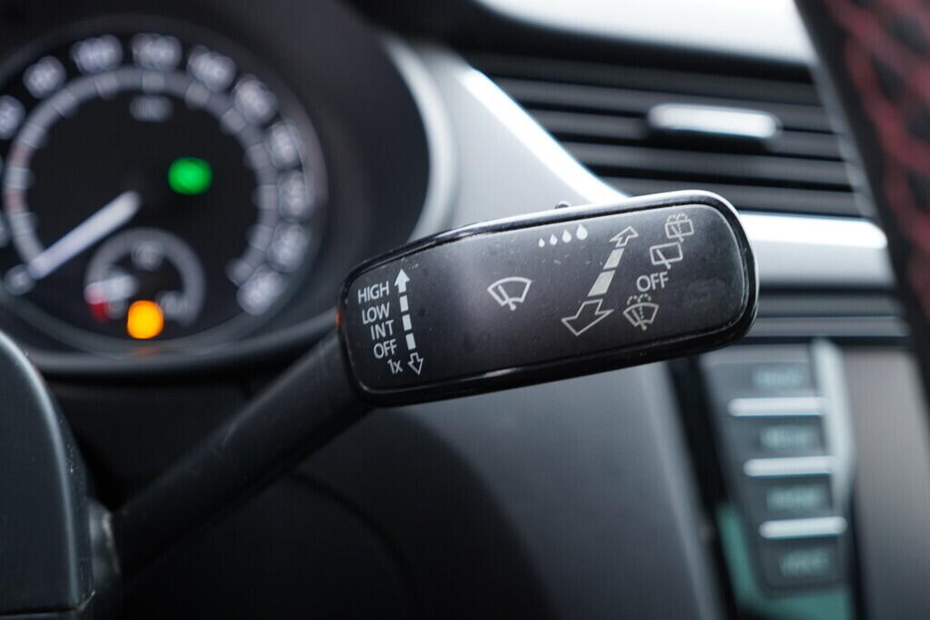 OV190V08979_26.webp_OCTAVIA RS 2.0 TSI 162 kW automat