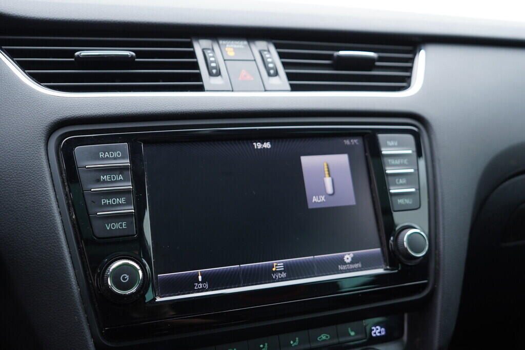 OV190V08979_30.webp_OCTAVIA RS 2.0 TSI 162 kW automat