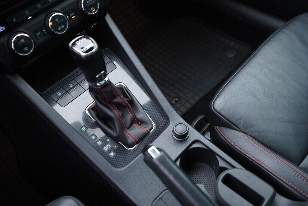 OV190V08979_33.webp_OCTAVIA RS 2.0 TSI 162 kW automat