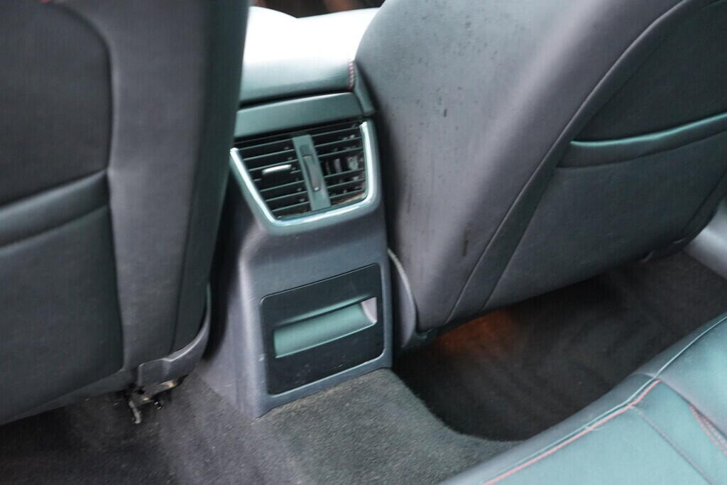 OV190V08979_35.webp_OCTAVIA RS 2.0 TSI 162 kW automat