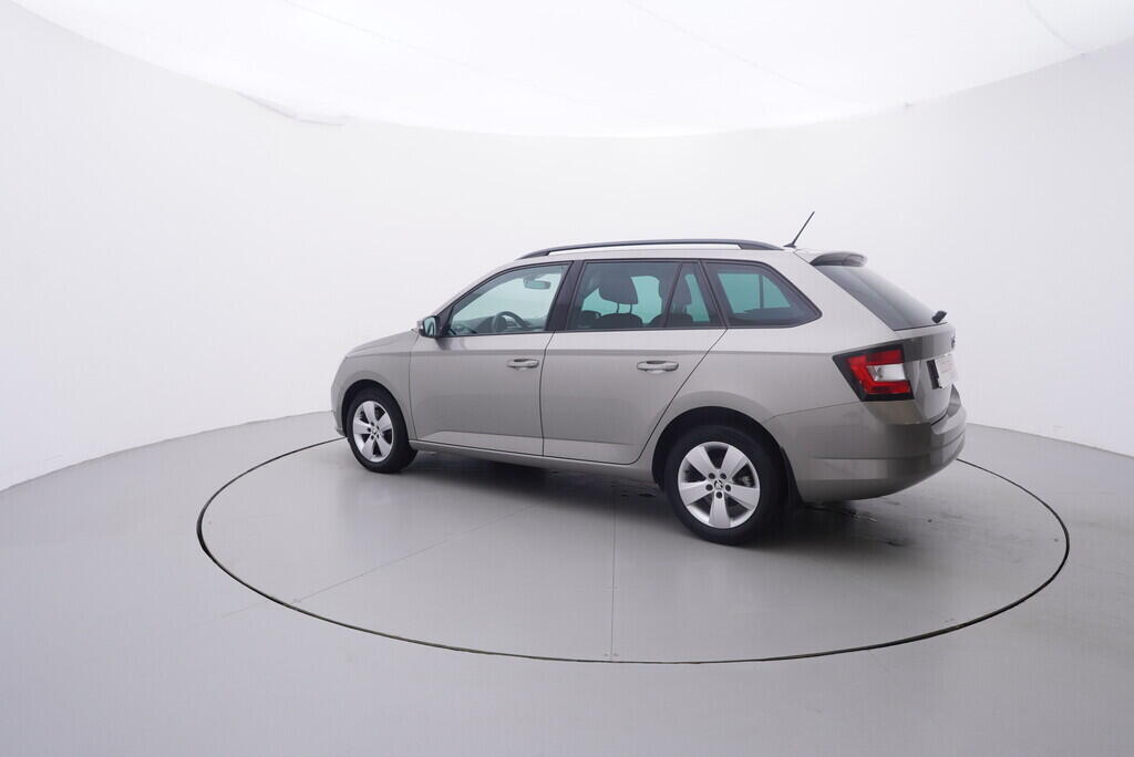 OV190V08982_12.webp_FABIA Style 1.2 TSI 81 kW manuál