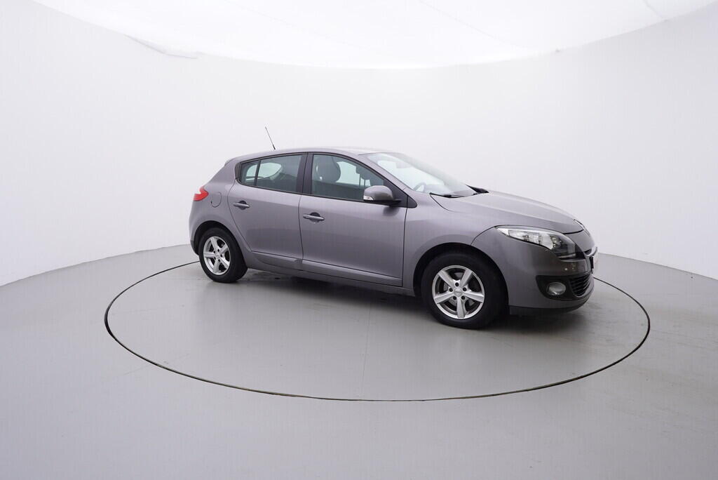 OV190V08985_16.webp_MÉGANE  1.6  74 kW manuál