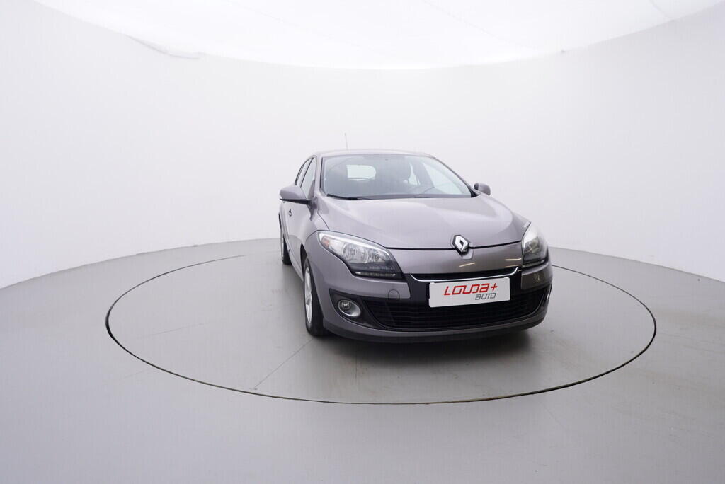 OV190V08985_17.webp_MÉGANE  1.6  74 kW manuál