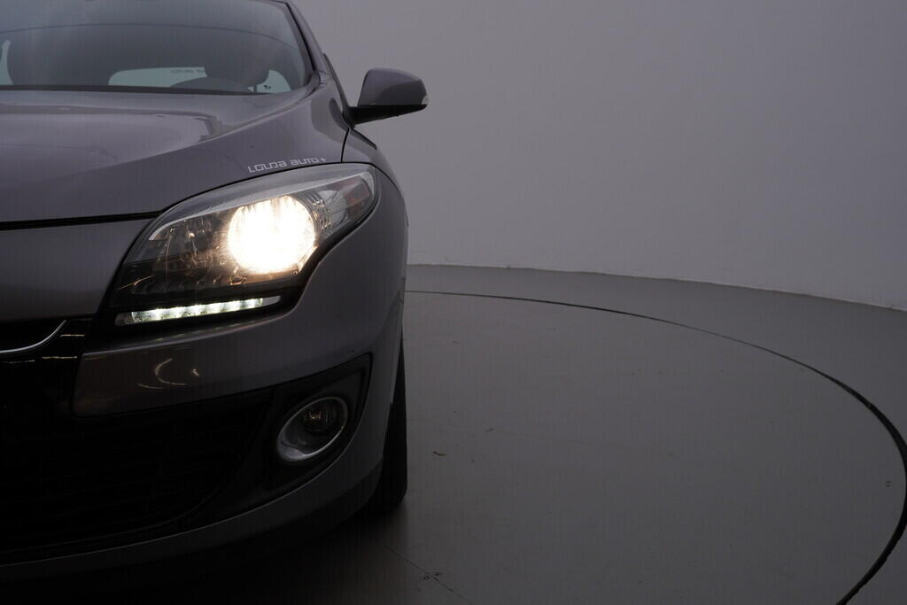 OV190V08985_44.webp_MÉGANE  1.6  74 kW manuál