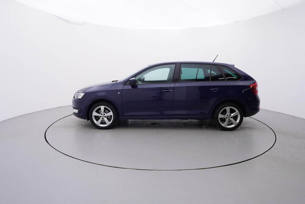 OV190V08986_11.webp_RAPID Elegance 1.6 TDI 77 kW manuál