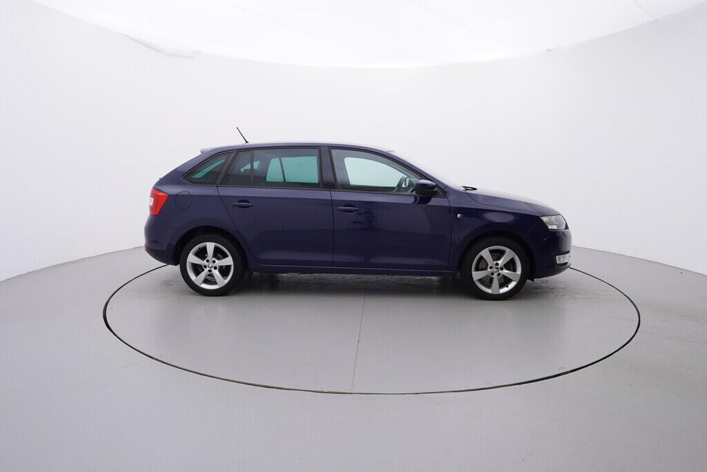 OV190V08986_15.webp_RAPID Elegance 1.6 TDI 77 kW manuál