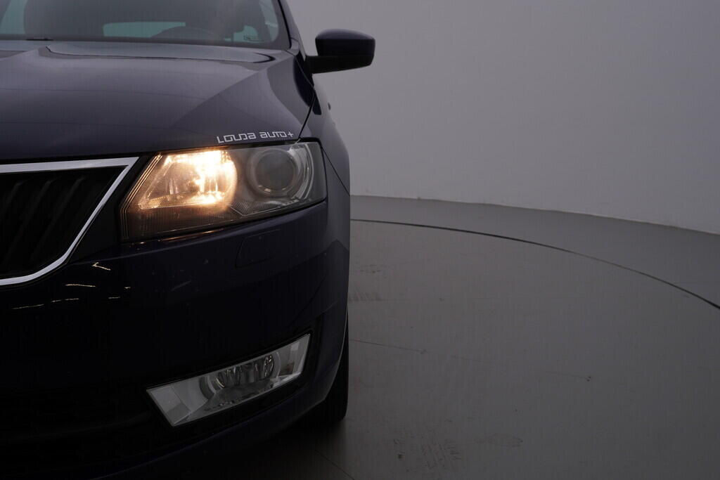 OV190V08986_36.webp_RAPID Elegance 1.6 TDI 77 kW manuál