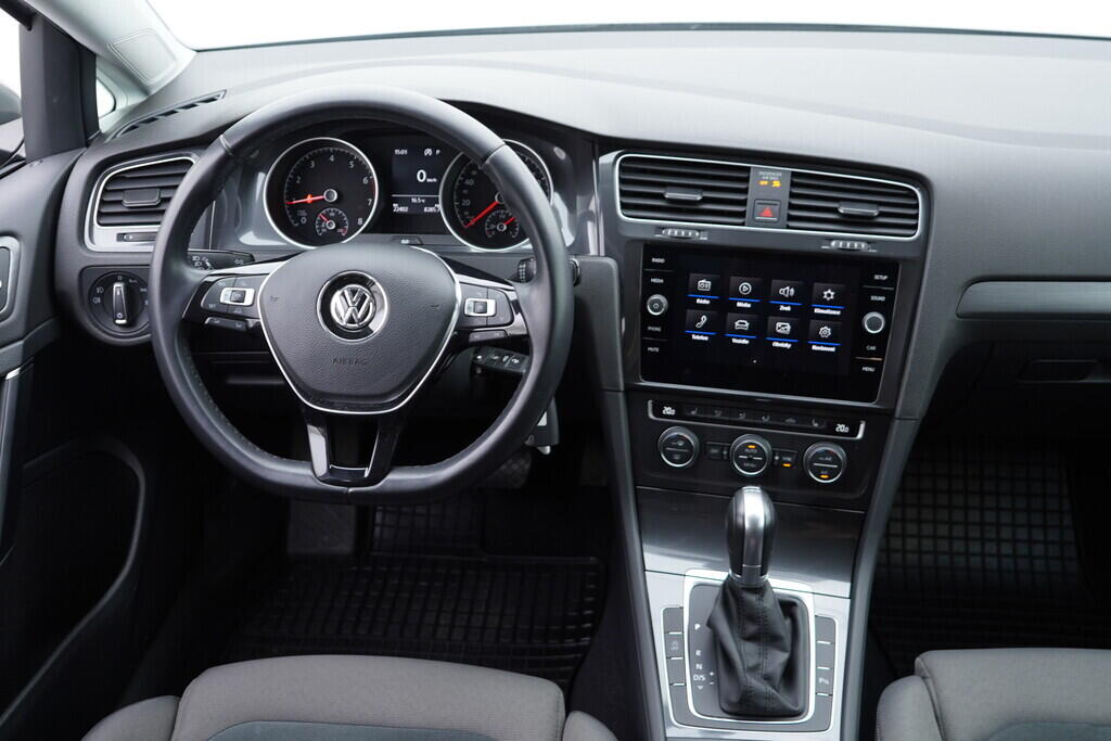 OV190V08988_29.webp_GOLF  1.0 TSI 81 kW automat