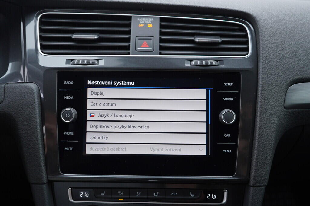 OV190V08988_34.webp_GOLF  1.0 TSI 81 kW automat