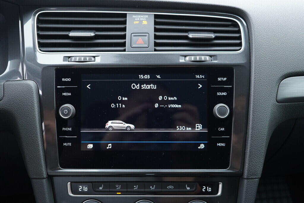 OV190V08988_35.webp_GOLF  1.0 TSI 81 kW automat