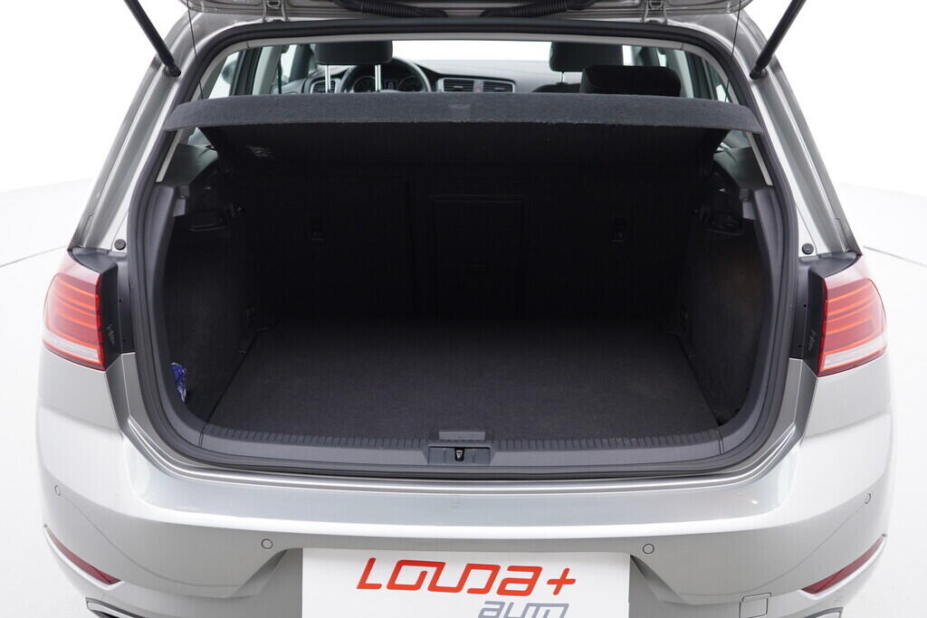 OV190V08988_42.webp_GOLF  1.0 TSI 81 kW automat
