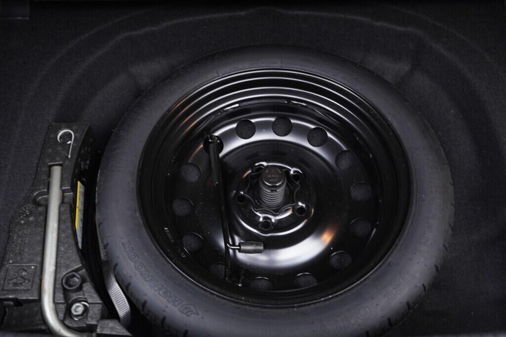 OV190V08988_43.webp_GOLF  1.0 TSI 81 kW automat