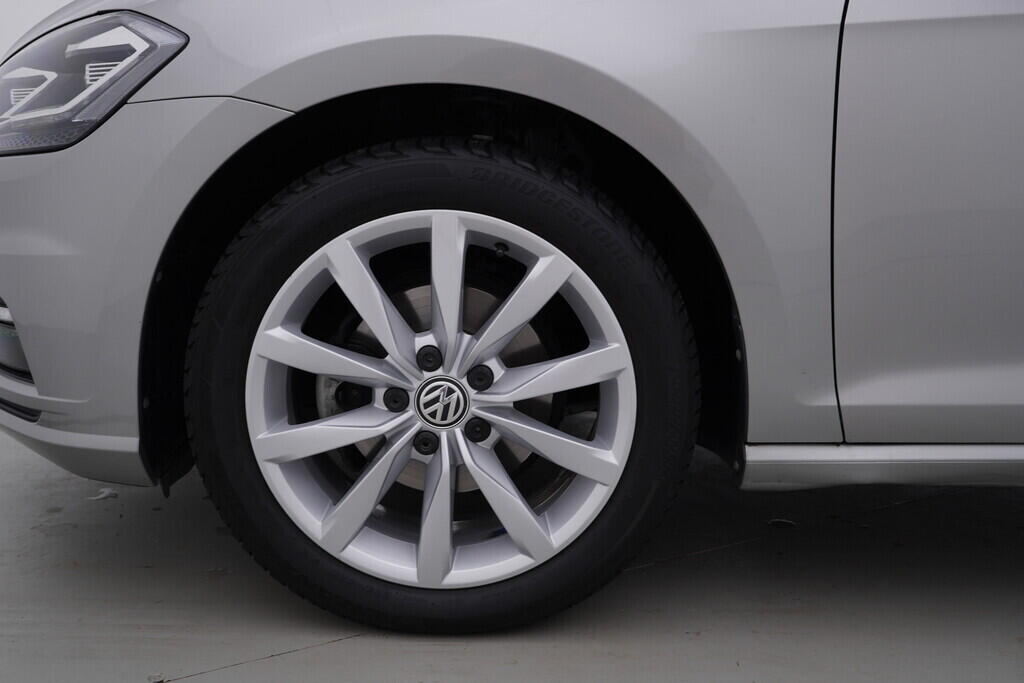 OV190V08988_44.webp_GOLF  1.0 TSI 81 kW automat