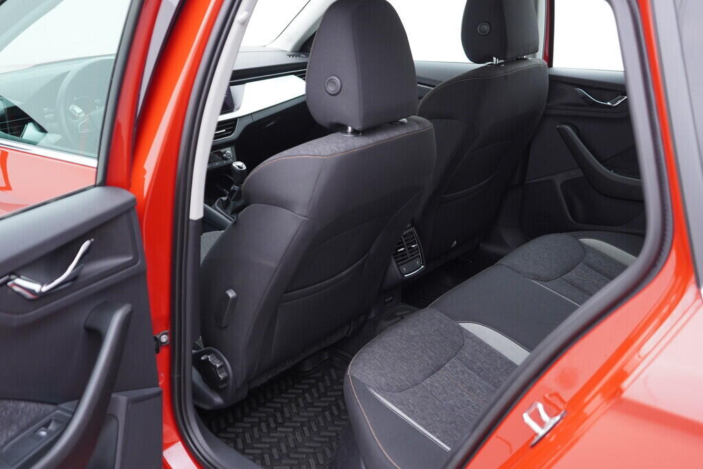 OV190V08992_36.webp_KAMIQ Style 1.0 TSI 85 kW manuál, DPH