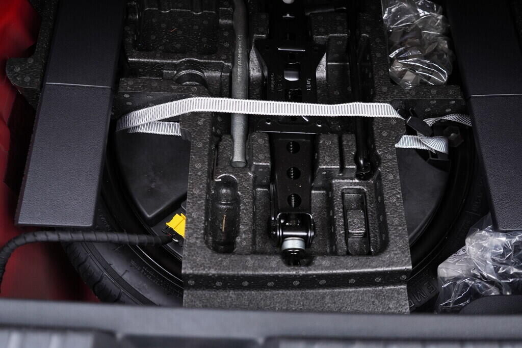 OV190V08992_41.webp_KAMIQ Style 1.0 TSI 85 kW manuál, DPH