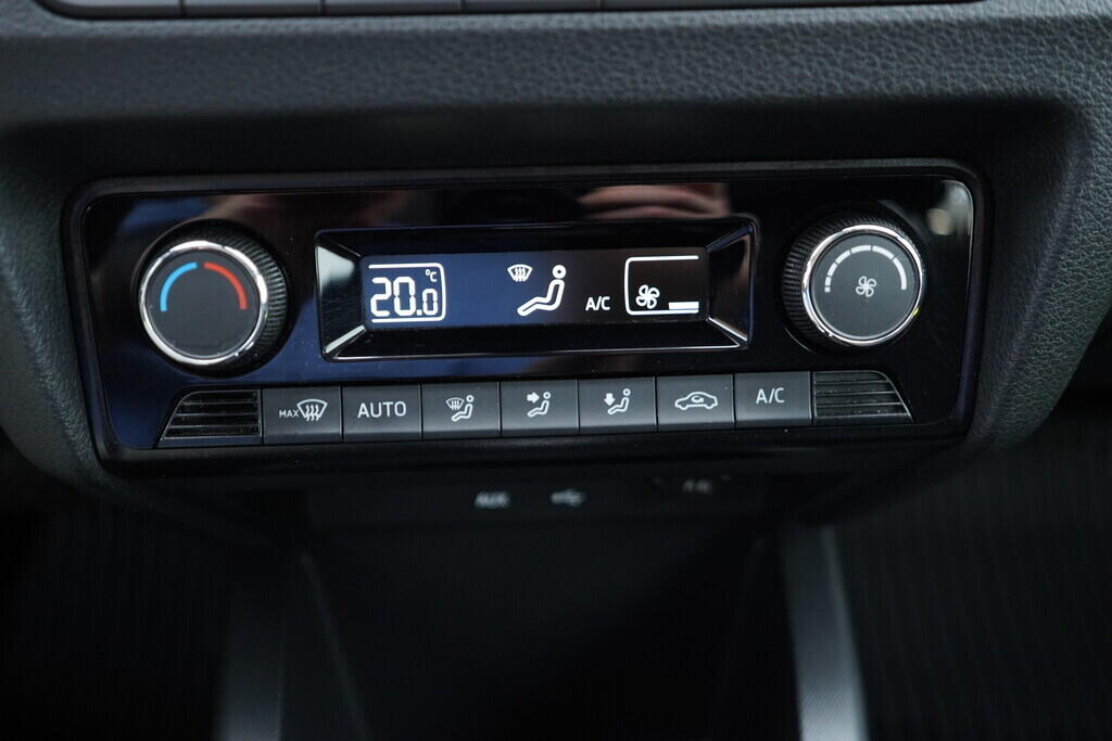 OV190V08993_37.webp_FABIA Style 1.0 TSI 81 kW automat