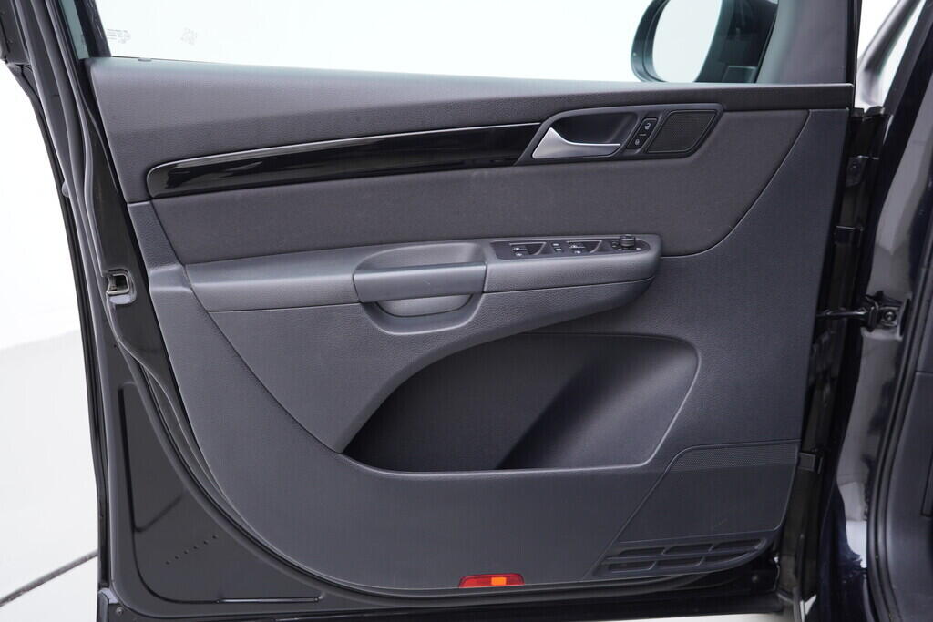 OV190V08994_19.webp_ALHAMBRA Xcellence 1.4 TSI 110 kW automat