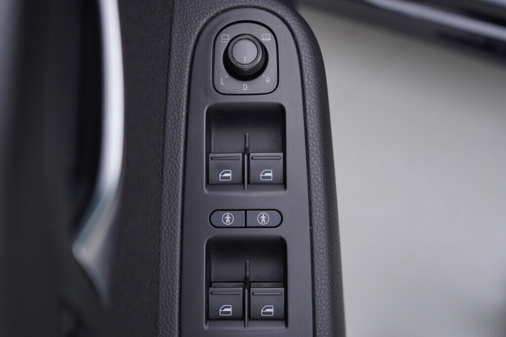 OV190V08994_20.webp_ALHAMBRA Xcellence 1.4 TSI 110 kW automat