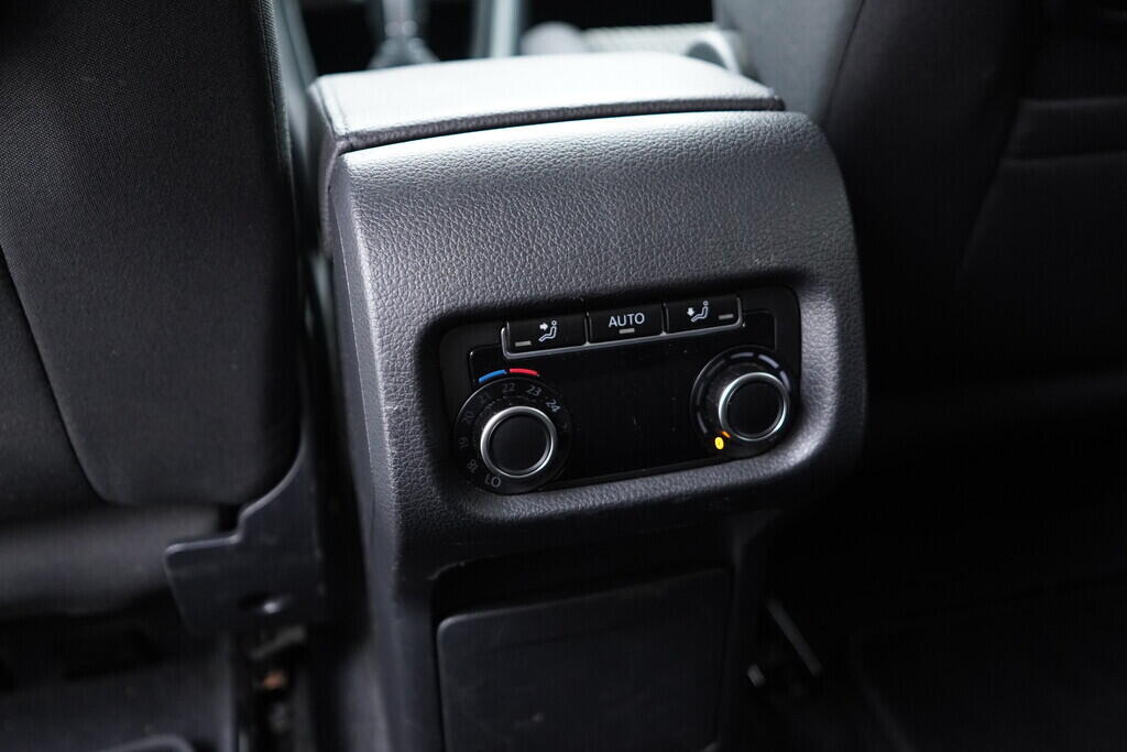 OV190V08994_37.webp_ALHAMBRA Xcellence 1.4 TSI 110 kW automat