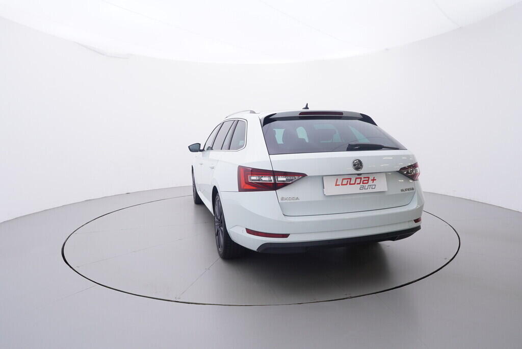 OV190V08997_13.webp_SUPERB Style 2.0 TDI 110 kW automat