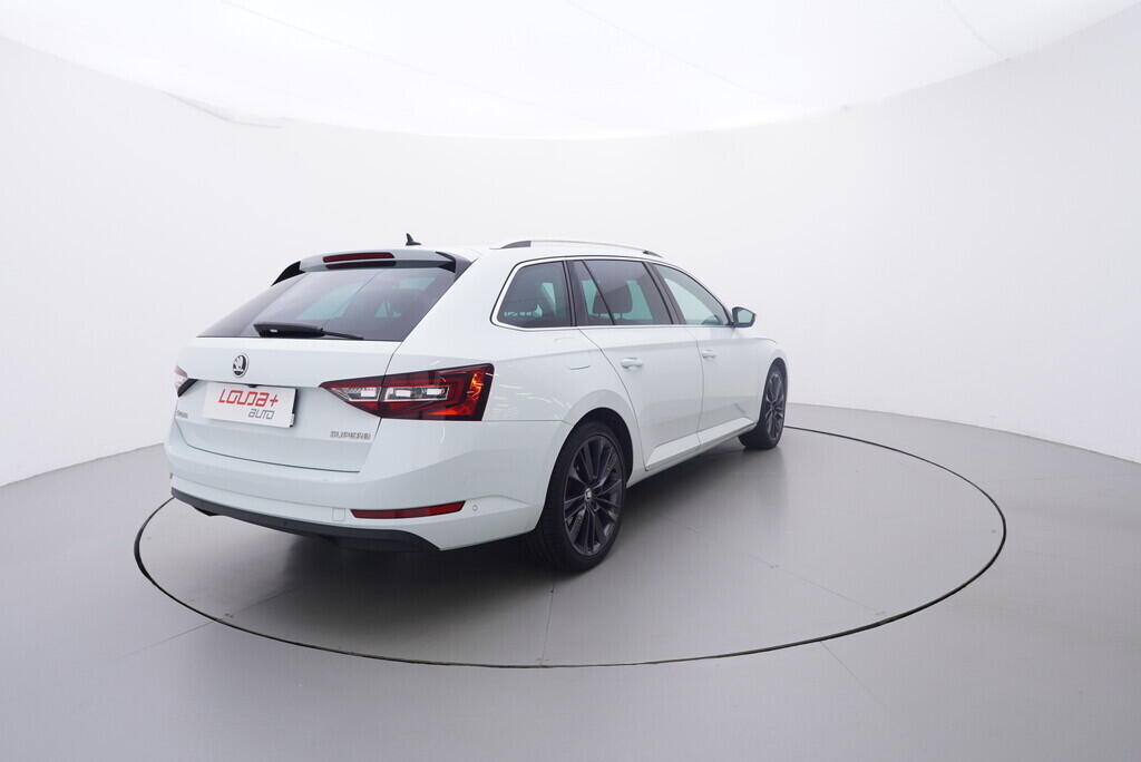 OV190V08997_14.webp_SUPERB Style 2.0 TDI 110 kW automat