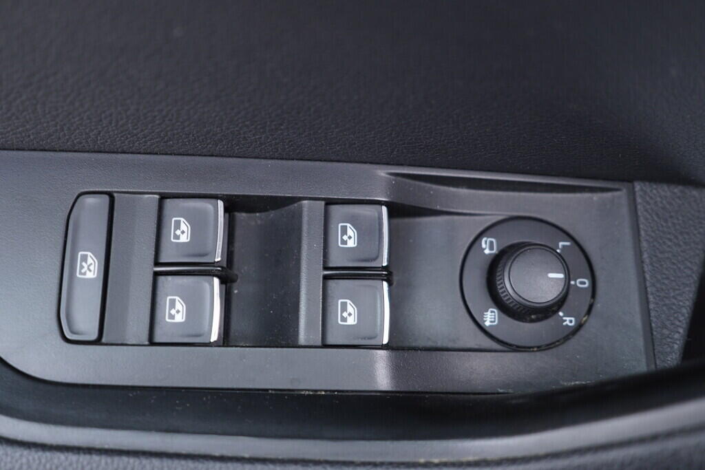 OV190V08997_20.webp_SUPERB Style 2.0 TDI 110 kW automat