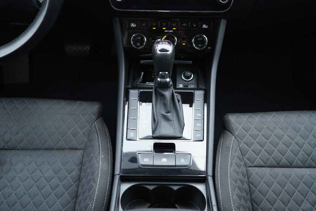 OV190V08997_35.webp_SUPERB Style 2.0 TDI 110 kW automat