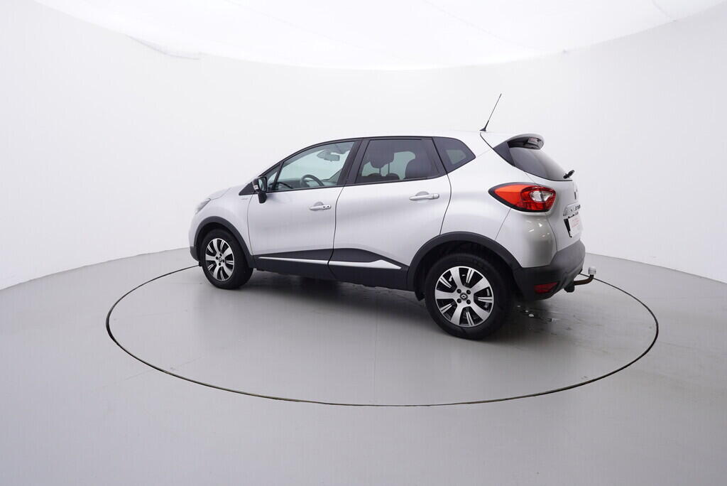 OV190V09002_12.webp_CAPTUR  1.2  87 kW manuál