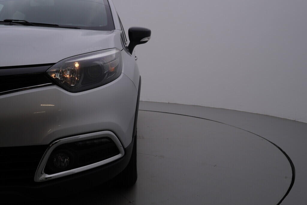 OV190V09002_43.webp_CAPTUR  1.2  87 kW manuál