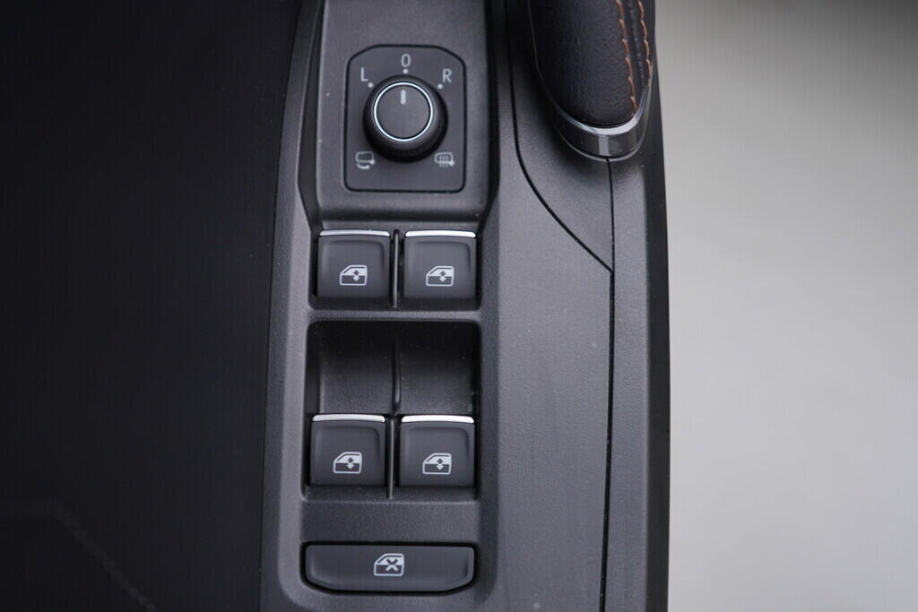 OV190V09003_20.webp_FORMENTOR  1.5  110 kW automat, DPH