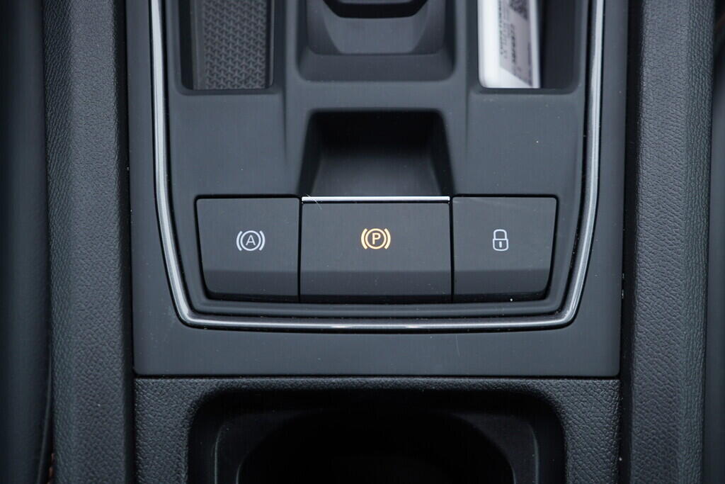 OV190V09003_34.webp_FORMENTOR  1.5  110 kW automat, DPH
