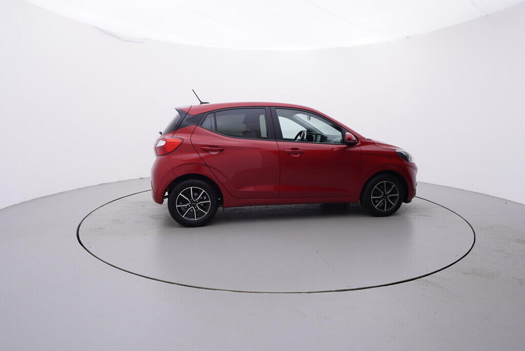 OV190V09004_15.webp_I10 Smart 1.0  49 kW manuál