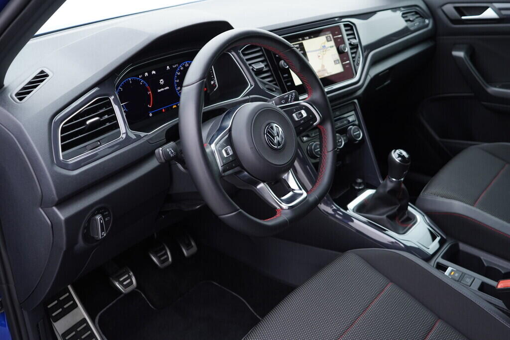 OV190V09008_21.webp_T-ROC Sport 2.0 TDI 110 kW manuál