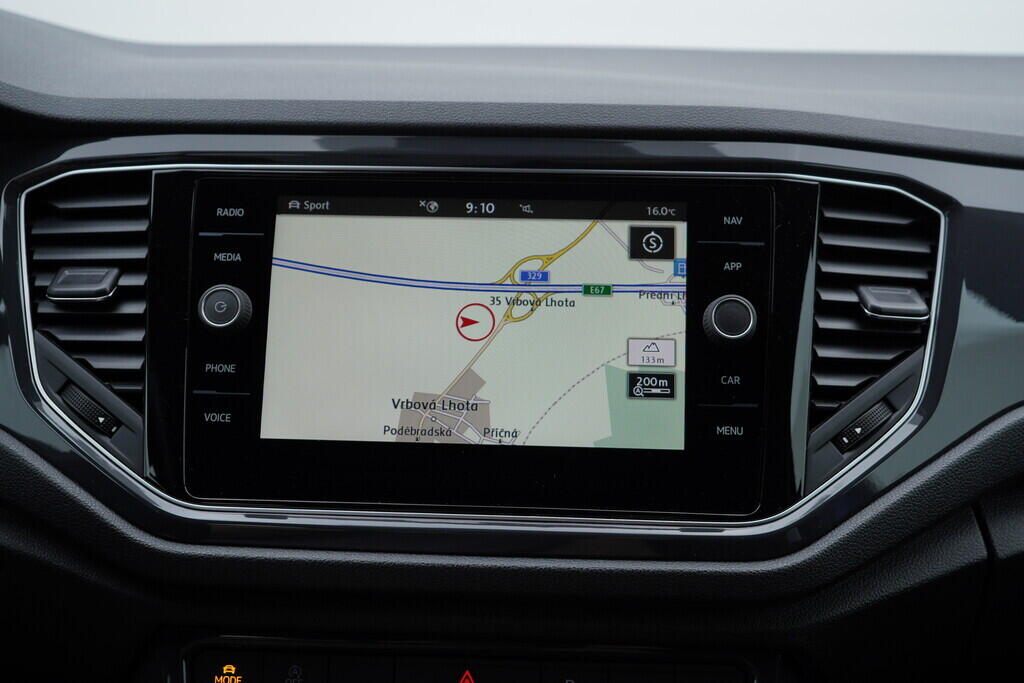 OV190V09008_30.webp_T-ROC Sport 2.0 TDI 110 kW manuál