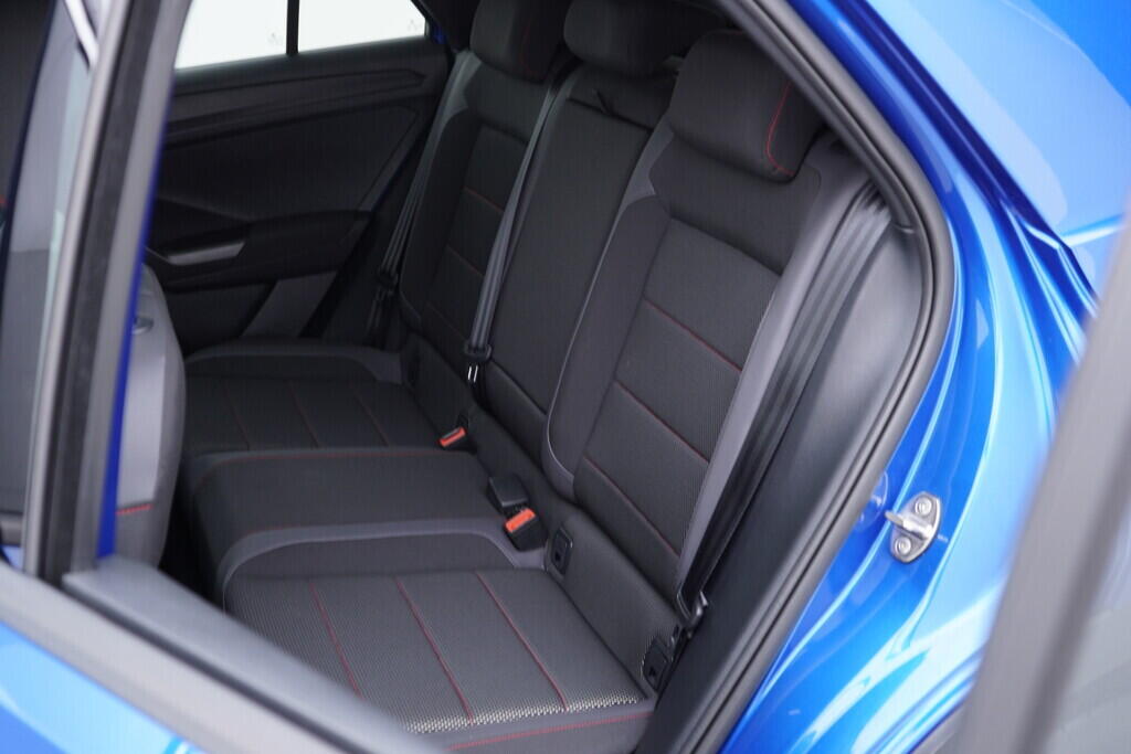 OV190V09008_39.webp_T-ROC Sport 2.0 TDI 110 kW manuál