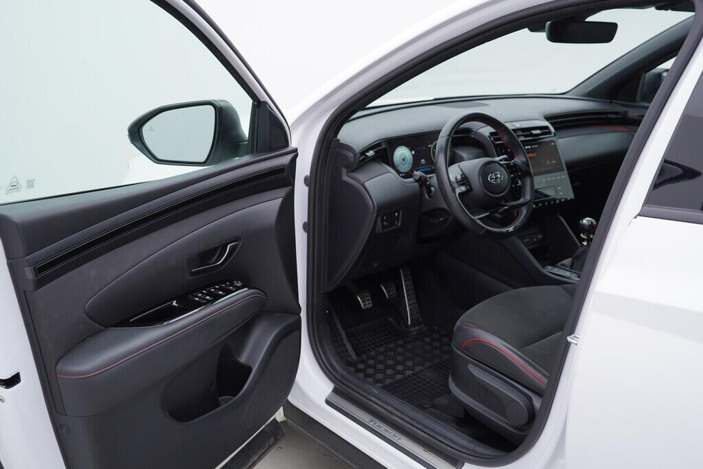 OV190V09010_18.webp_TUCSON N-line 1.6  110 kW manuál