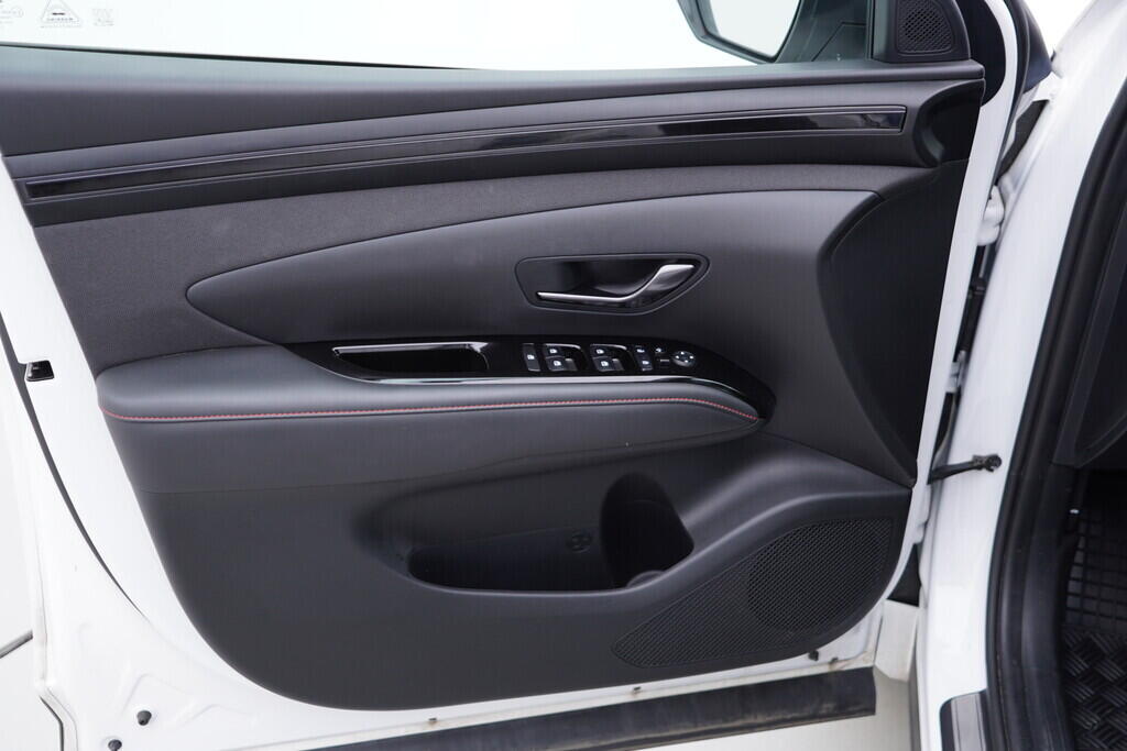 OV190V09010_19.webp_TUCSON N-line 1.6  110 kW manuál