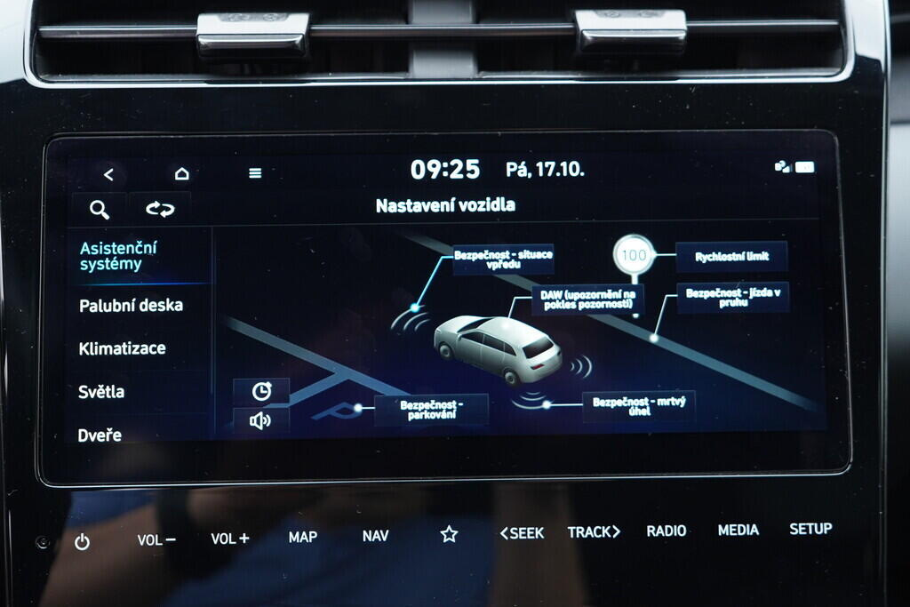 OV190V09010_35.webp_TUCSON N-line 1.6  110 kW manuál