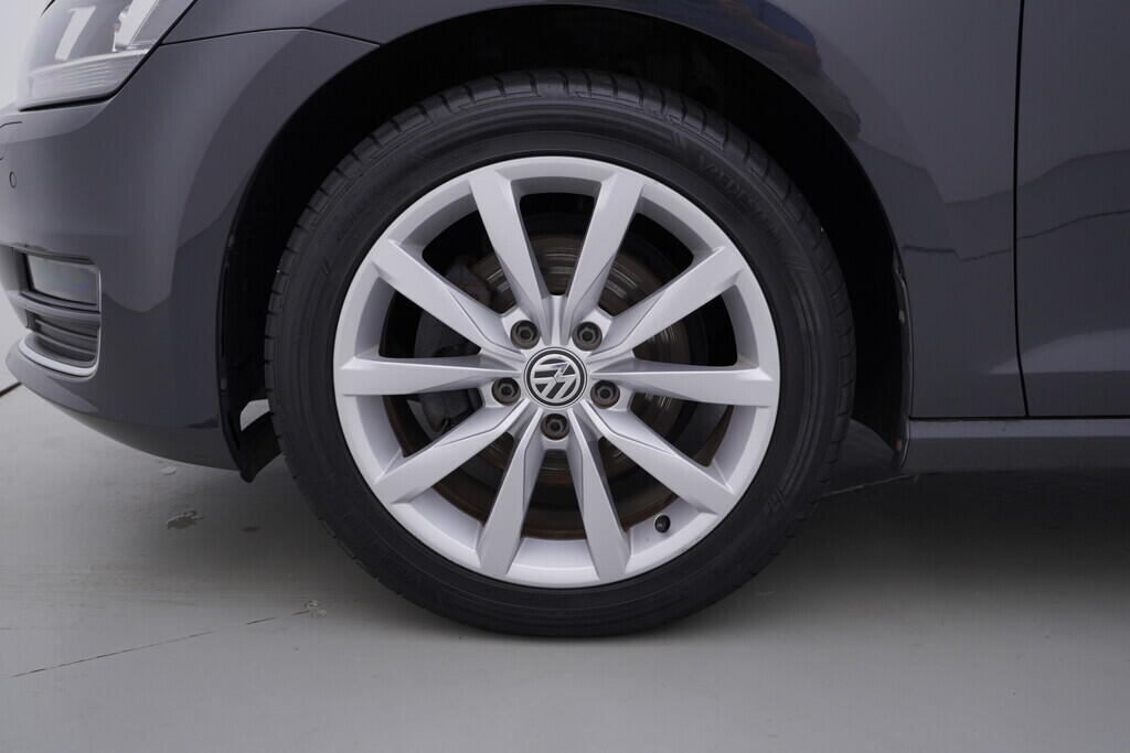 OV190V09017_43.webp_GOLF Highline 1.4 TSI 92 kW manuál