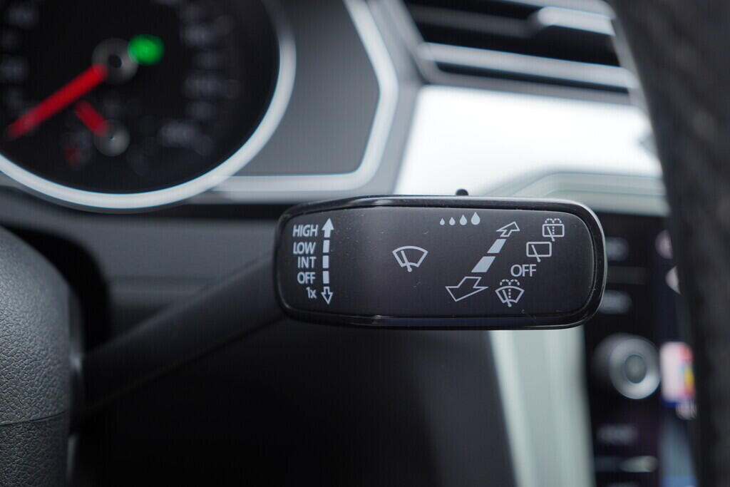 OV190V09026_25.webp_PASSAT Highline 2.0 TDI 110 kW automat