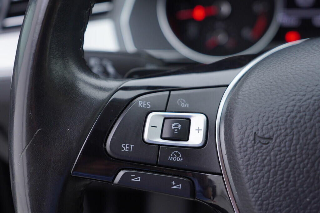 OV190V09026_26.webp_PASSAT Highline 2.0 TDI 110 kW automat